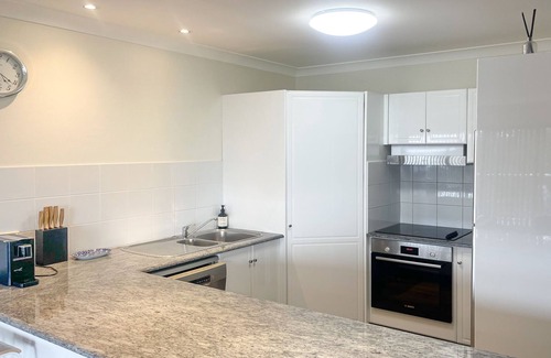 Nelson Bay Apartment | Paradiso, 3,4 Laman Street - Comfortable unit with water views, aircon, solar heated pool and in the heart of town