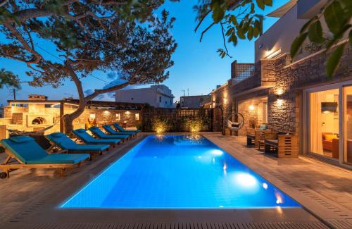 Koutsouras Villa | Paradisos luxury villas next to beach