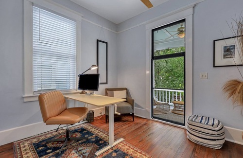 Thomas Square House | Paradisus - Historic Meets Modern – 4BR Victorian Gem