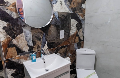 Haselbury Hotel | Paragraph Edmonton