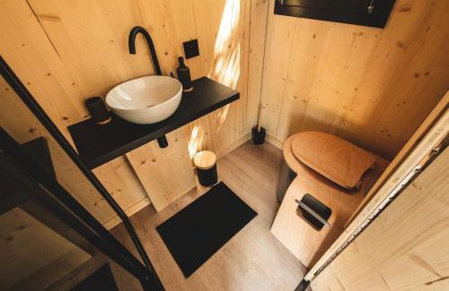 Ploneour-Lanvern Ski Chalet | Parcel Tiny House Ty Pois 2 près de la Pointe de La Torche