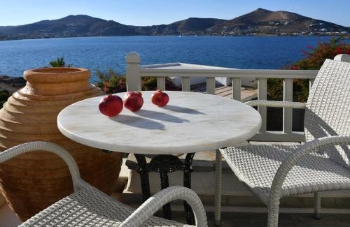 Naousa Hotel | Parian Lithos Residence