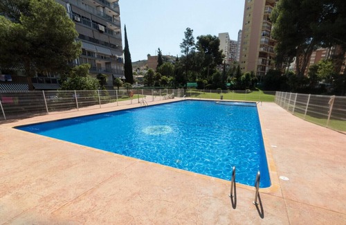Rincon de Loix Apartment | Paris apt. pool and parking