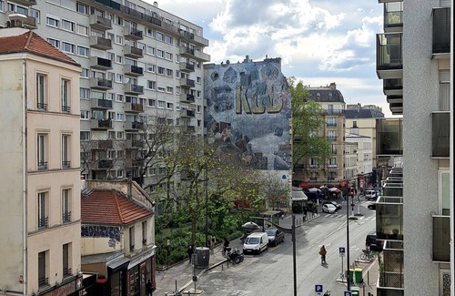 Quartier Sainte-Marguerite Apartment | Paris, Bastille. Superb 110 square meter, 3 bedroom apartment.