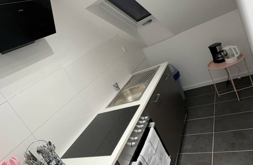 Altenessen-Nord Apartment | Paris by D&J Apartments