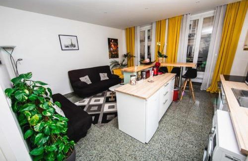 Quartier du Mail Apartment | Paris City Flat App entier N106 F3