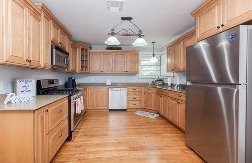 Mid City South House | Paris In Mid-City BR -Entire Home & Attached Suite