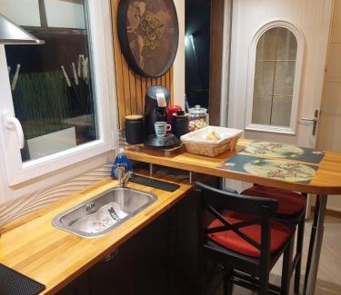 Pantin Apartment | PARIS-JulesVERNE-Bienvenue-Terrasse-Netflix