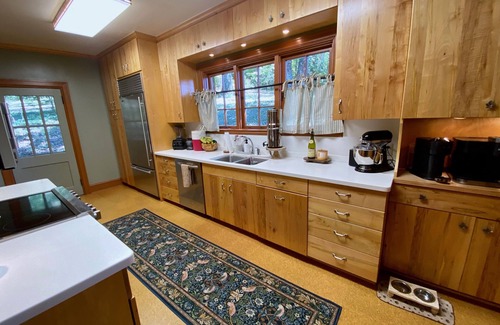 Greenville - Spartanburg House | Paris Mountain Resort