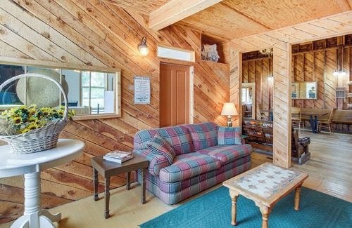 Paris House | Paris Vacation Rental ~ 4 Mi to Bear Lake!