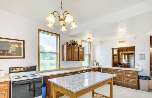 Paris House | Paris Vacation Rental ~ 4 Mi to Bear Lake!