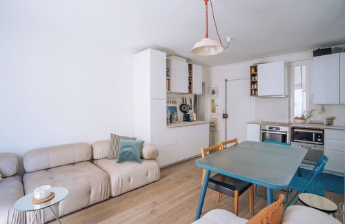 Combat Apartment | Parisian Cosy 1BD Apart for 2!