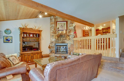 South Snyderville Basin House | Park City Townhome w/ Hot Tub 1 Mile to Ski Lift!