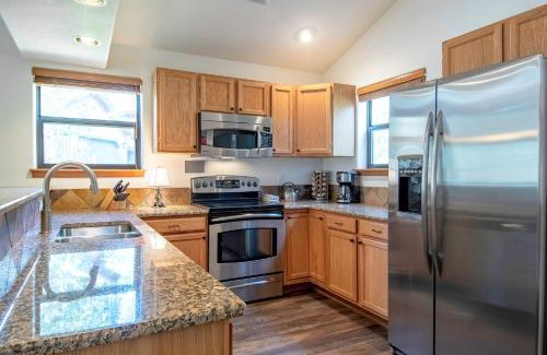 Peak 8 House | Park Forest Moose Pad