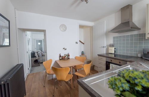 Threshfield Cottage | PARK GRANGE COTTAGE, family friendly, with a garden in Threshfield