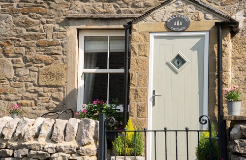 Threshfield Cottage | PARK GRANGE COTTAGE, family friendly, with a garden in Threshfield