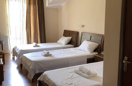 Kutaisi Hotel | Park Hotel Imeri Kutaisi