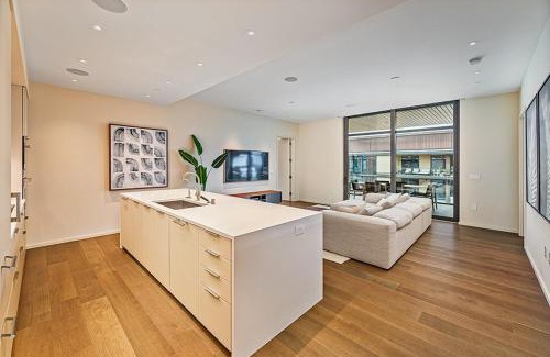 Ala Moana Apartment | Park Lane 8803 condo