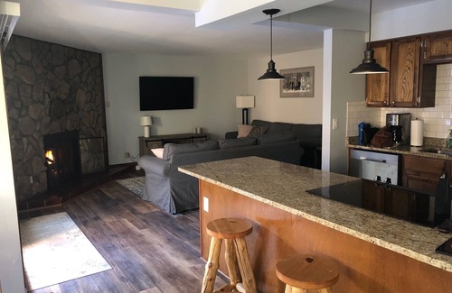 Historic District Condo | Park Place E202 ITS FOUR O'CLOCK SOMEWHERE!