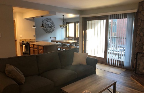 Historic District Condo | Park Place E202 ITS FOUR O'CLOCK SOMEWHERE!