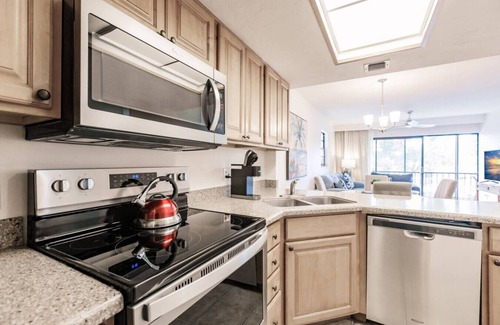 Park Shore Apartment | Park Shore Resort 2nd Floor BLDG J #254