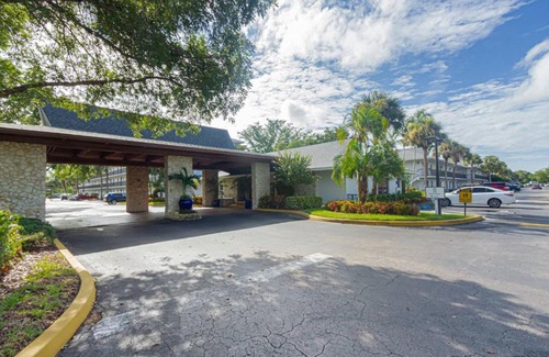 Park Shore House | Park Shore Resort 3rd Floor Bldg H