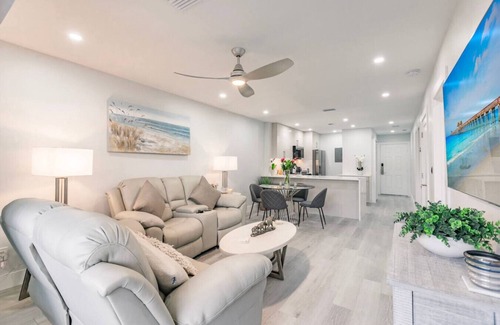 Park Shore Condo | Park Shore Resort, Top Floor BLDGH #347-Lake view