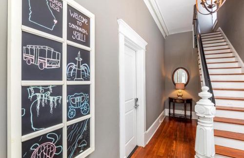 Historic Downtown Savannah Apartment | Park View B