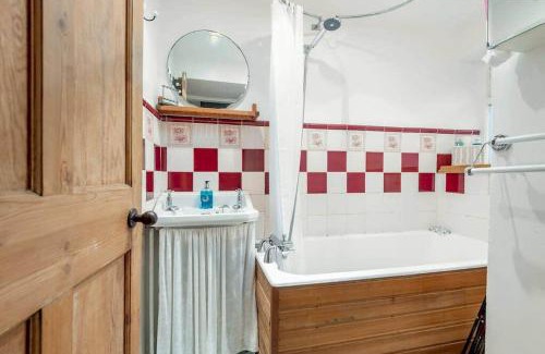 Boarhills House | Park View Cottages - Mill Cottage