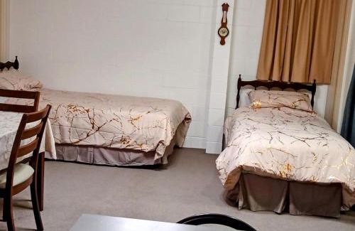 Feilding House | Park View 'Home Away From Home'