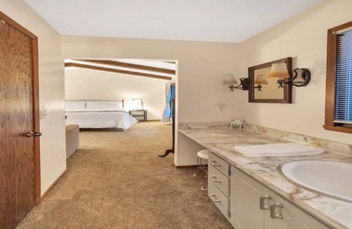 Wauwatosa House | Park View Townhouse