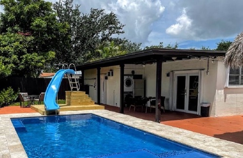 Westchester House | Parker's Place Miami - Pool with Slide, Tiki, Billiards, Huge Patio, BBQ