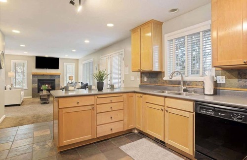 Midvale House | Parkside Home * Private Hot Tub * Near Ski Resorts