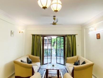 Craig Park Layout Apartment | Parkway Home by JadeCaps 4bhk MG Road Wifi Kitchen