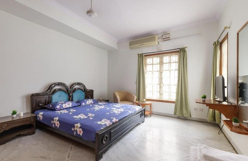 Craig Park Layout Apartment | Parkway Home by JadeCaps 4bhk MG Road Wifi Kitchen