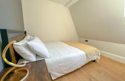 Camden Town with Primrose Hill Apartment | Parkway residences