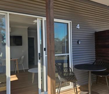 Parndana Resort | Parndana Hotel Cabins