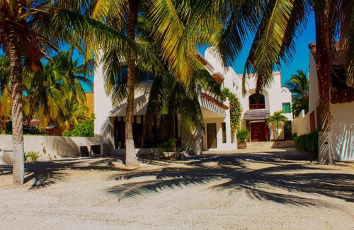 Progreso Municipality House | Paros a gulf of Mexico paradise