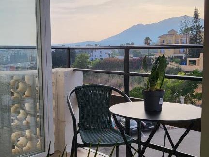 New Golden Mile Apartment | PARQUE ANTENA , Estepona APARTAMENTO LA TATA