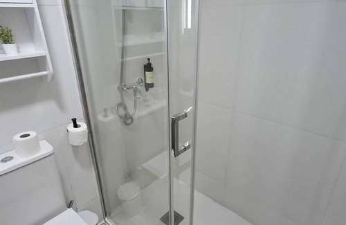 Carabanchel Apartment | Parque de la Emperatriz I - Studio for 3 people
