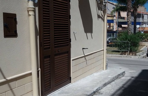 Campofelice di Roccella Apartment | Parsifal family room Comfortable studio apartment in the center