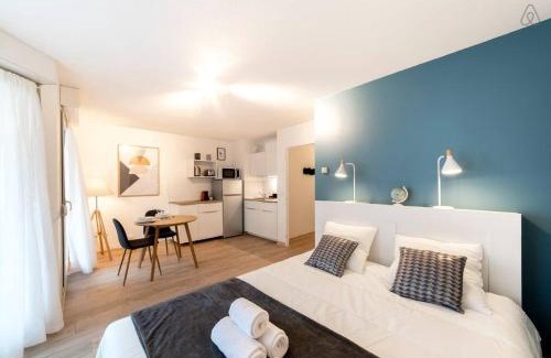 Villette Gare Apartment | Part-Dieu cocoon - quiet - balcony AIL