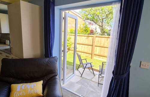 Sandown Apartment | Parterre Holiday Apartments