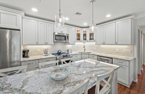 Sanibel Condo | Partial Beach View 2 bedroom, 2 bath at Sanibel Moorings Resort #732