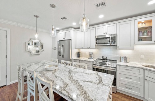 Sanibel Condo | Partial Beach View 2 bedroom, 2 bath at Sanibel Moorings Resort #732