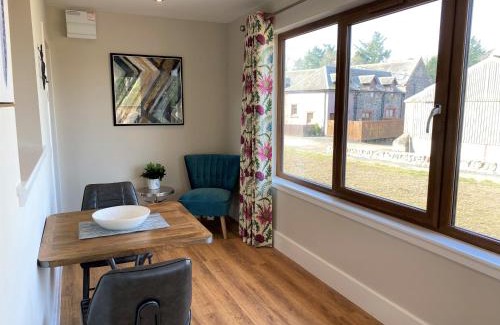 Perth House | Partridge Lodge with Hot Tub