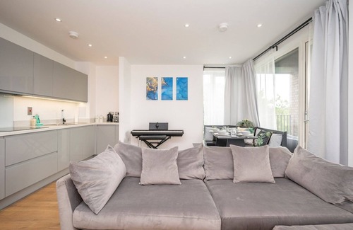 Copers Cope Apartment | Pass the Keys | 2 Bed Beckenham apartment w/24h Gym and Work Hub