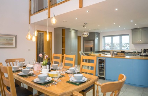 Pontesbury House | Pass the Keys | 4 Bedroom, modern, spacious home