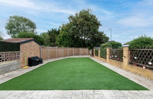 Sidcup House | Pass the Keys 4 Bed house Parking 5 mins Sidcup Station
