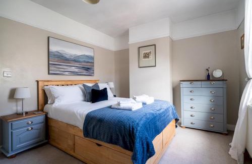 Montpellier House | Pass the Keys Bath Road Retreat 2 bedrooms with garden